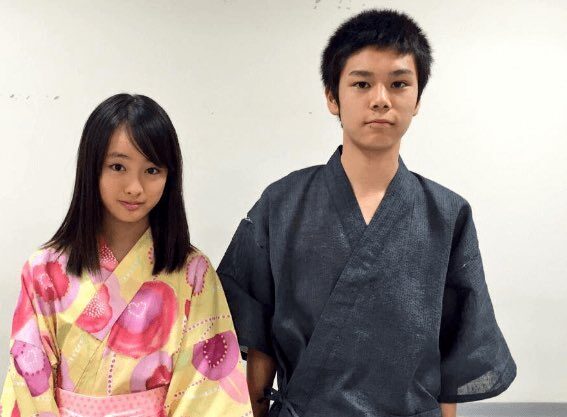 大友花恋と萩原利久