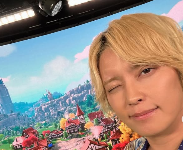手越祐也