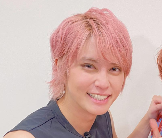 手越祐也